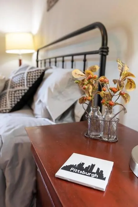 Craftsmen Charmer With Easy City & Airport Access Pittsburgh United States